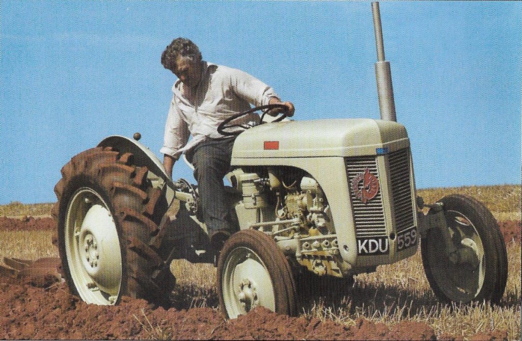 download Massey Ferguson TE20 tractor workshop manual