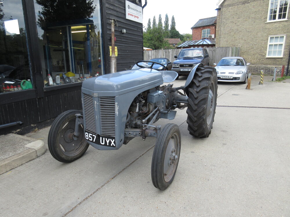 download Massey Ferguson TE20 tractor workshop manual