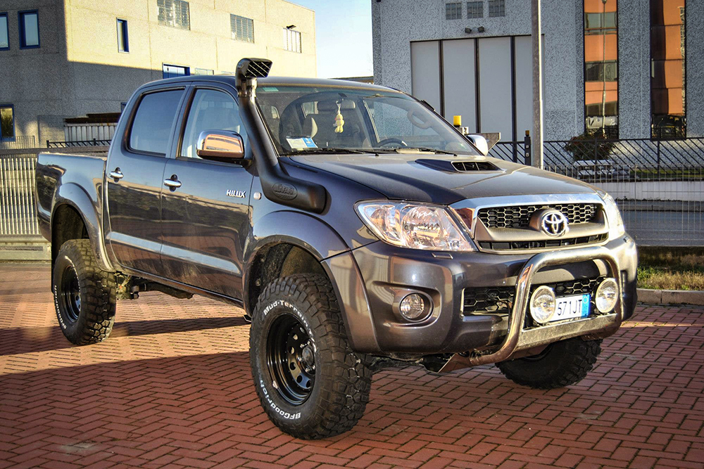 download Toyota Hilux 4WD 2WD workshop manual